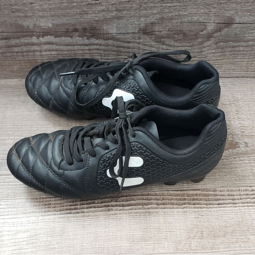 Charly Legendario - Black soccer cleats  youth size 3.5.